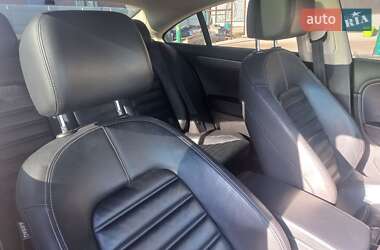 Купе Volkswagen CC / Passat CC 2014 в 