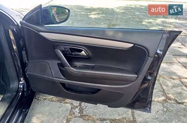 Купе Volkswagen CC / Passat CC 2011 в 