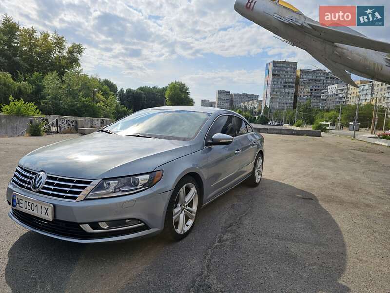 Купе Volkswagen CC / Passat CC 2012 в 