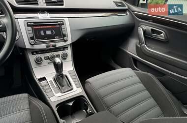 Купе Volkswagen CC / Passat CC 2012 в 