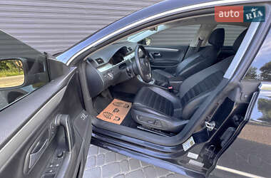 Купе Volkswagen CC / Passat CC 2009 в 