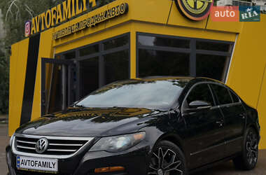 Купе Volkswagen CC / Passat CC 2011 в Києві