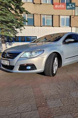 Купе Volkswagen CC / Passat CC 2009 в 
