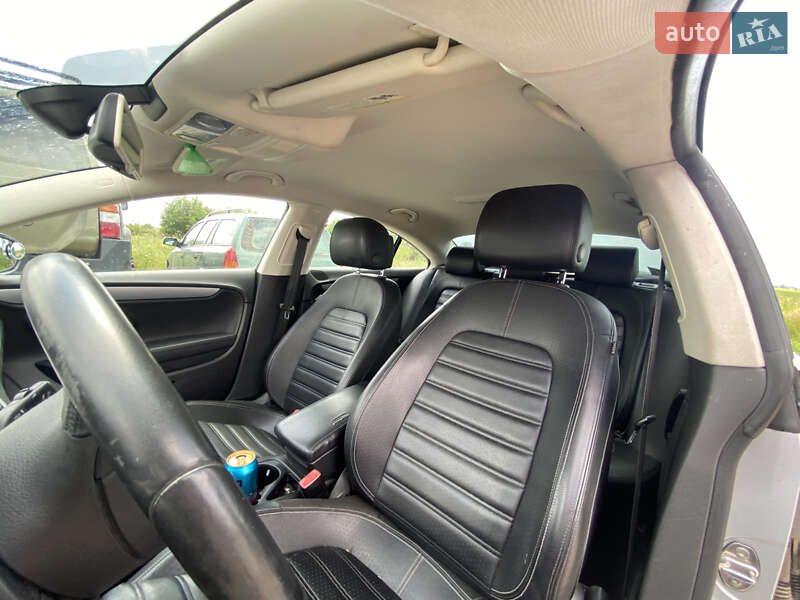 Купе Volkswagen CC / Passat CC 2013 в Ивано-Франковске