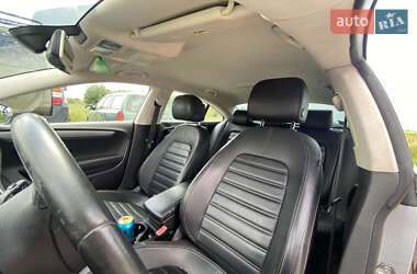 Купе Volkswagen CC / Passat CC 2013 в 