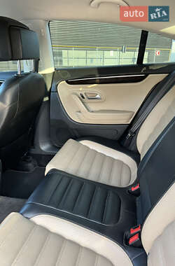 Купе Volkswagen CC / Passat CC 2013 в 