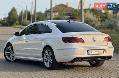 Купе Volkswagen CC / Passat CC 2013 в 