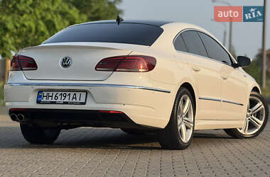 Купе Volkswagen CC / Passat CC 2013 в 