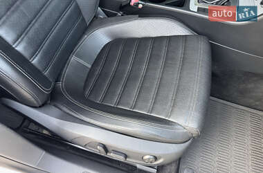 Купе Volkswagen CC / Passat CC 2013 в 