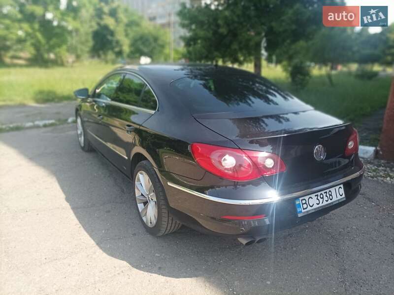 Купе Volkswagen CC / Passat CC 2008 в Дрогобичі