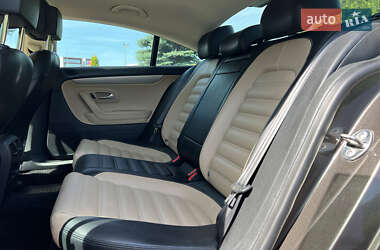 Купе Volkswagen CC / Passat CC 2012 в 