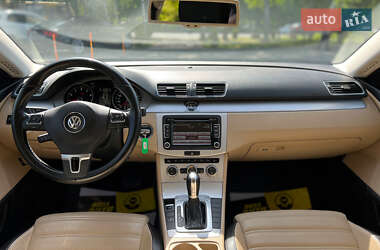 Купе Volkswagen CC / Passat CC 2012 в 
