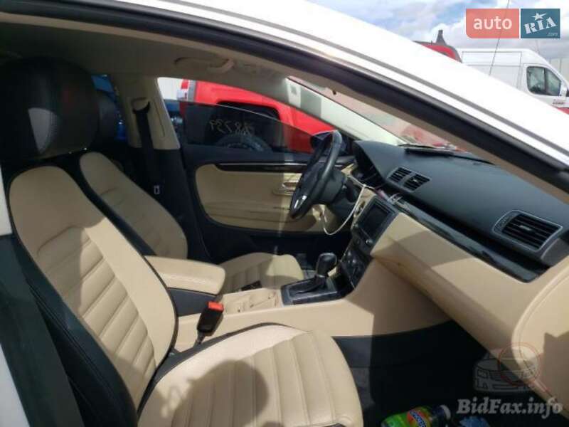 Купе Volkswagen CC / Passat CC 2016 в Дніпрі