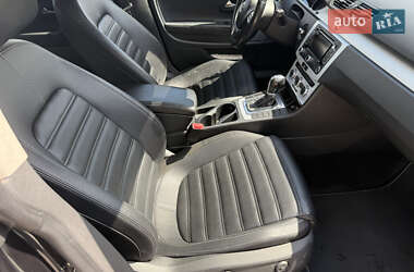 Купе Volkswagen CC / Passat CC 2012 в 