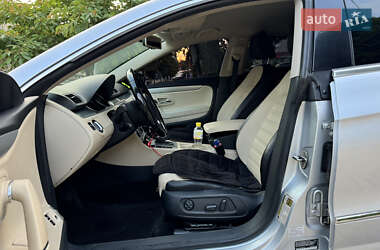 Купе Volkswagen CC / Passat CC 2012 в 