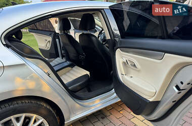 Купе Volkswagen CC / Passat CC 2012 в 