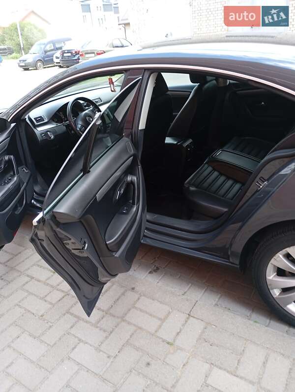 Купе Volkswagen CC / Passat CC 2011 в Львове фото 10 Купе Volkswagen CC / Passat CC 2011 в Львове
