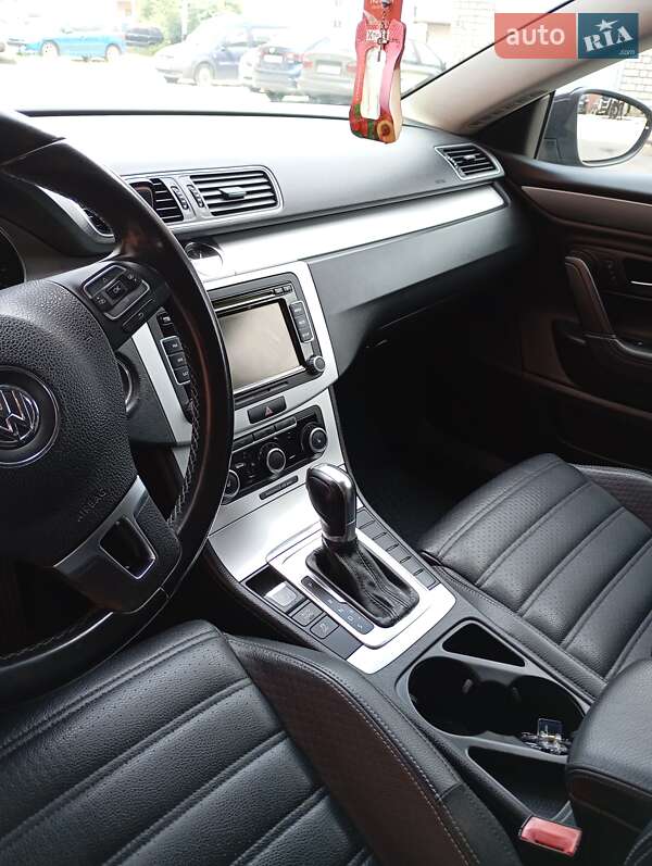 Купе Volkswagen CC / Passat CC 2011 в Львове фото 11 Купе Volkswagen CC / Passat CC 2011 в Львове