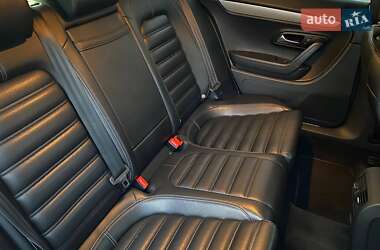 Купе Volkswagen CC / Passat CC 2013 в 