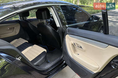 Купе Volkswagen CC / Passat CC 2014 в 