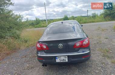 Купе Volkswagen CC / Passat CC 2011 в Львове