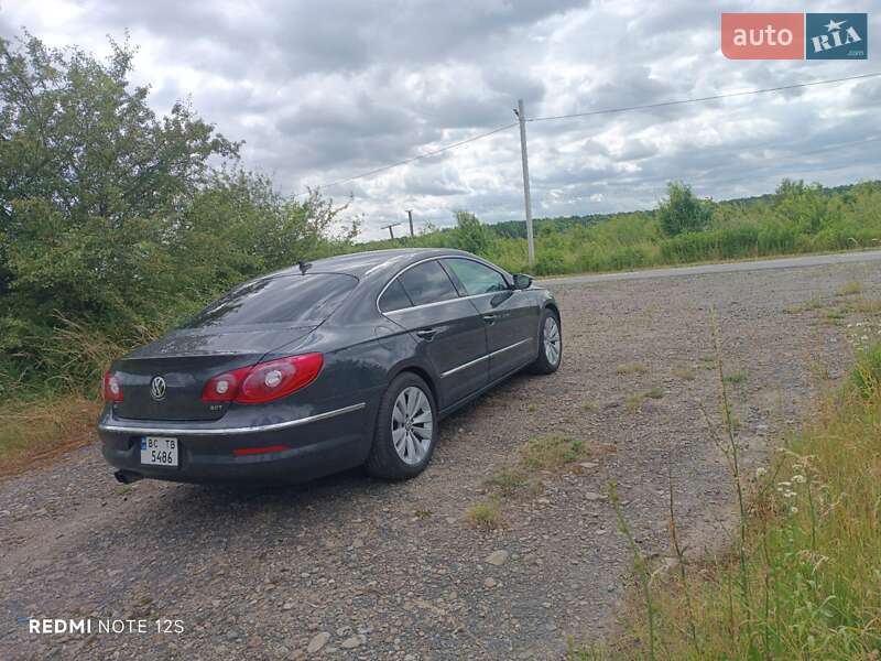 Купе Volkswagen CC / Passat CC 2011 в Львове