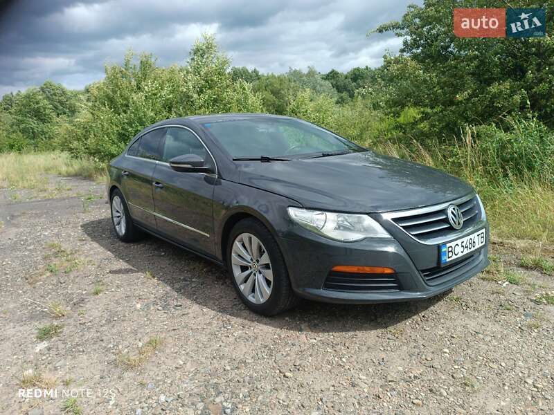Купе Volkswagen CC / Passat CC 2011 в Львове