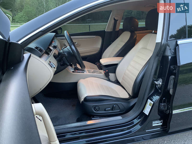 Купе Volkswagen CC / Passat CC 2012 в Сумах