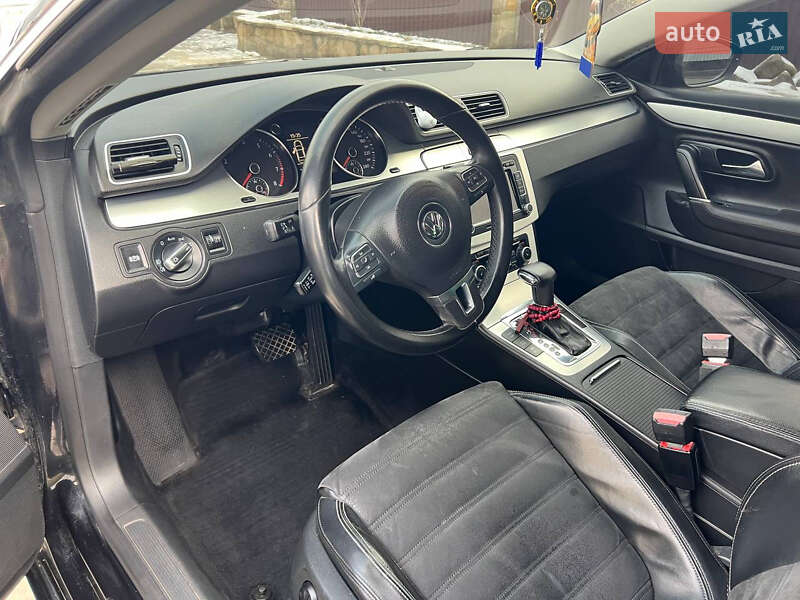 Купе Volkswagen CC / Passat CC 2009 в Залещиках
