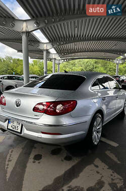 Купе Volkswagen CC / Passat CC 2011 в 