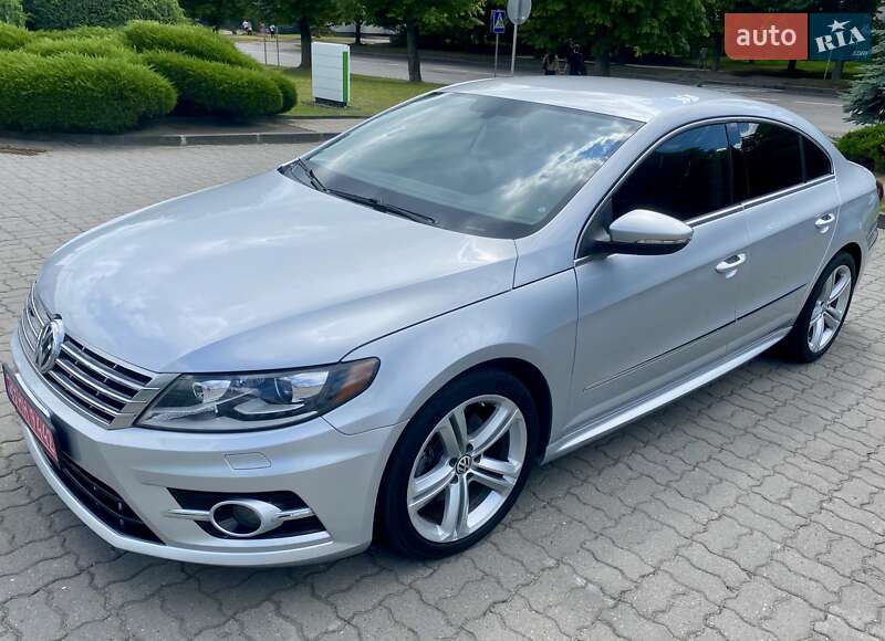Купе Volkswagen CC / Passat CC 2015 в Києві