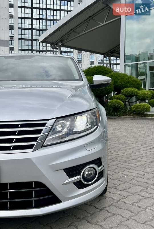 Купе Volkswagen CC / Passat CC 2015 в Києві