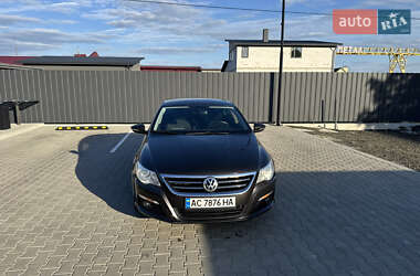 Купе Volkswagen CC / Passat CC 2009 в 