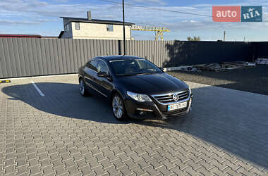 Купе Volkswagen CC / Passat CC 2009 в 