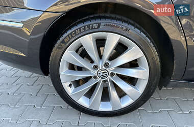 Купе Volkswagen CC / Passat CC 2009 в 