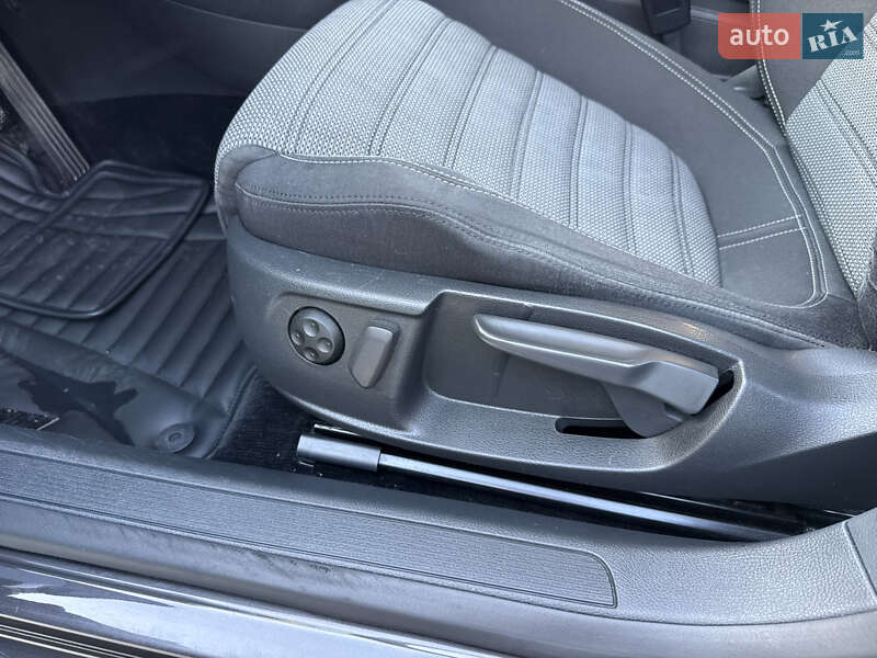 Купе Volkswagen CC / Passat CC 2009 в Луцке