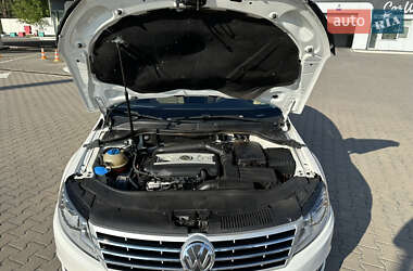 Купе Volkswagen CC / Passat CC 2012 в 