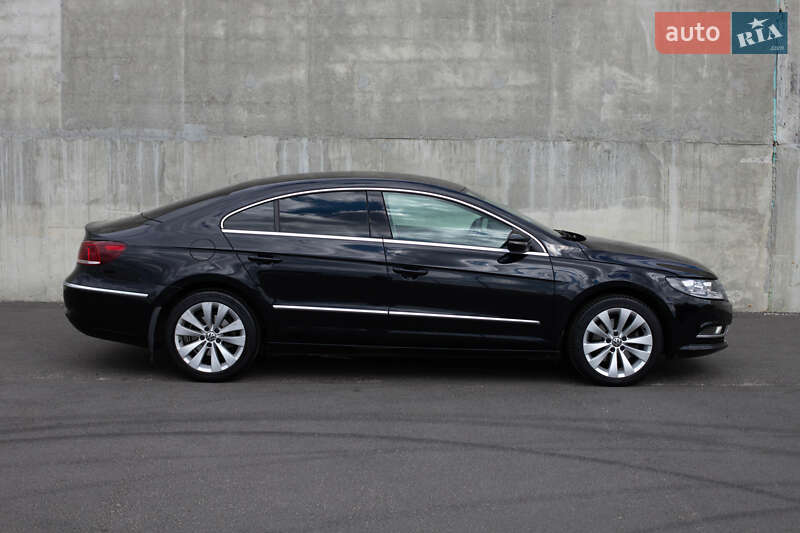 Купе Volkswagen CC / Passat CC 2013 в Львове