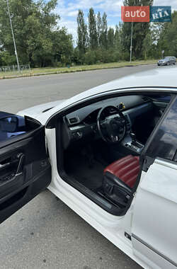 Купе Volkswagen CC / Passat CC 2012 в 