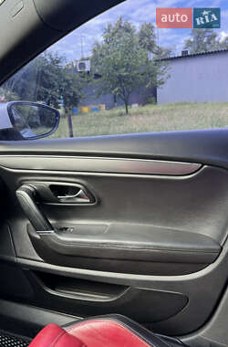 Купе Volkswagen CC / Passat CC 2012 в 