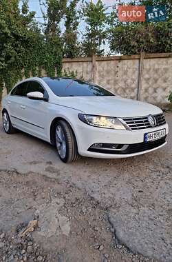 Купе Volkswagen CC / Passat CC 2014 в 