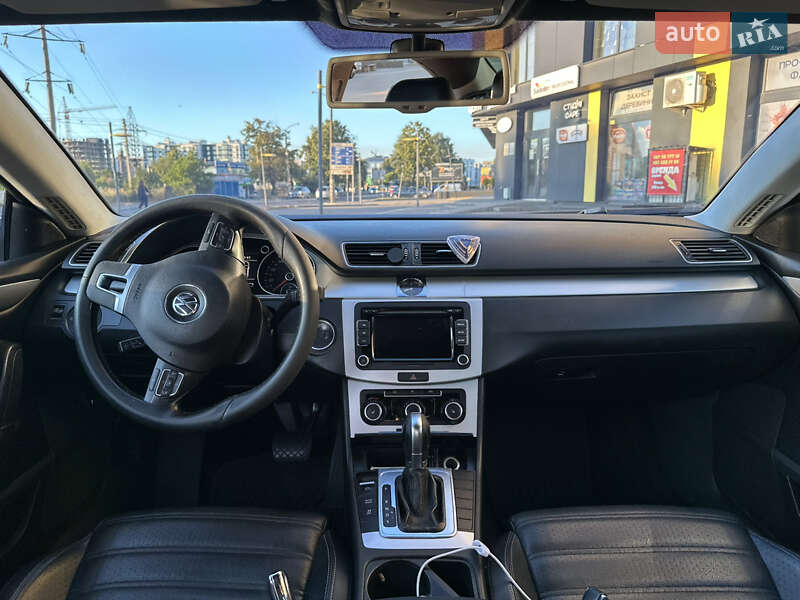 Купе Volkswagen CC / Passat CC 2010 в Івано-Франківську