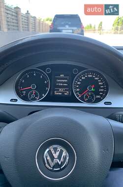 Купе Volkswagen CC / Passat CC 2010 в 