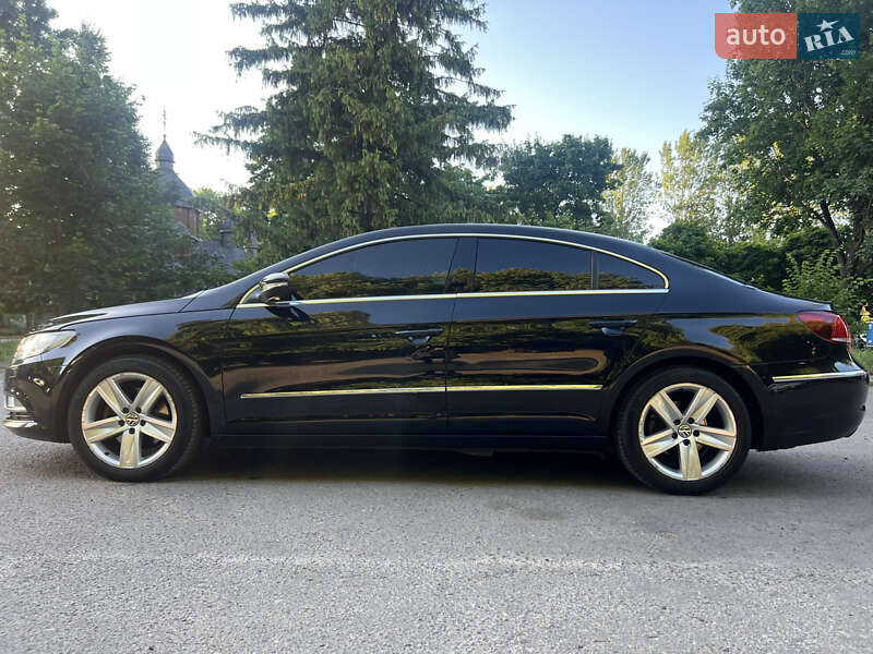 Купе Volkswagen CC / Passat CC 2013 в Львові