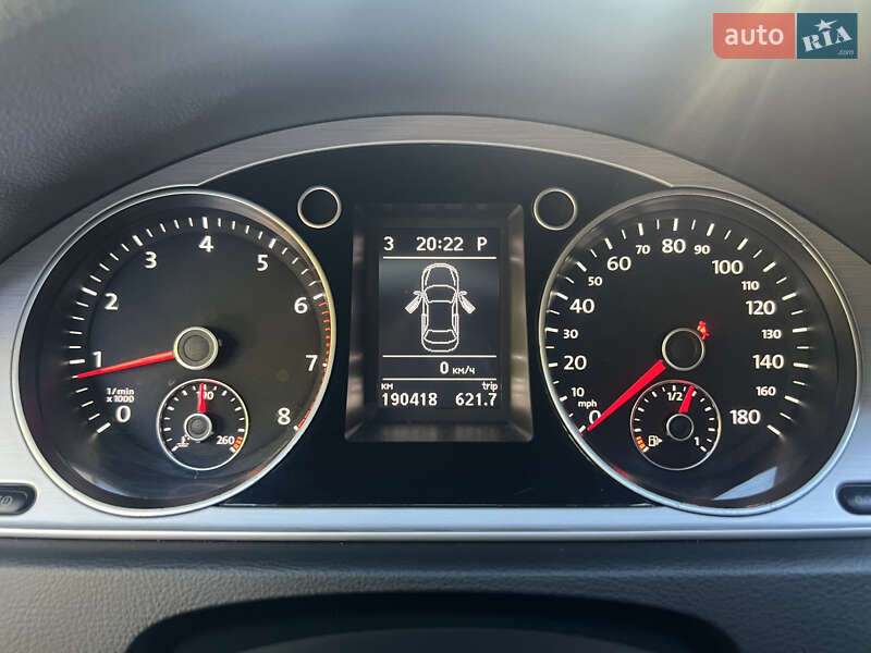 Купе Volkswagen CC / Passat CC 2013 в Львові