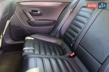 Купе Volkswagen CC / Passat CC 2012 в 