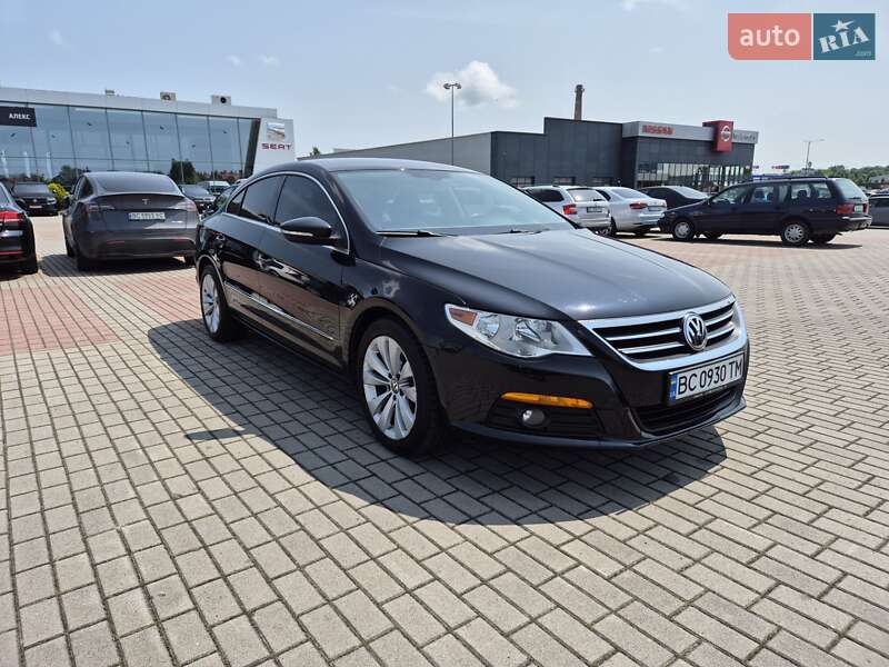Купе Volkswagen CC / Passat CC 2009 в Львові