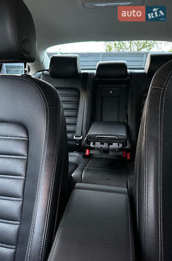 Купе Volkswagen CC / Passat CC 2016 в 