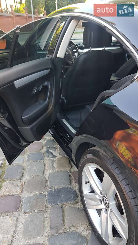 Купе Volkswagen CC / Passat CC 2013 в Львові