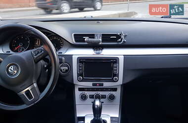 Купе Volkswagen CC / Passat CC 2013 в 